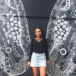 Meet your Posher, Jessica